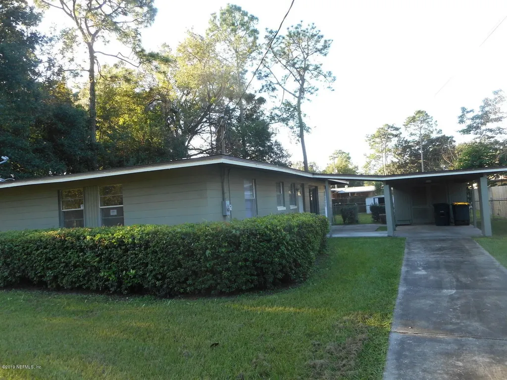 7104 Waikiki Road Jacksonville FL 32216