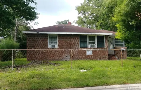 2167 W 17th Street Jacksonville FL 32209
