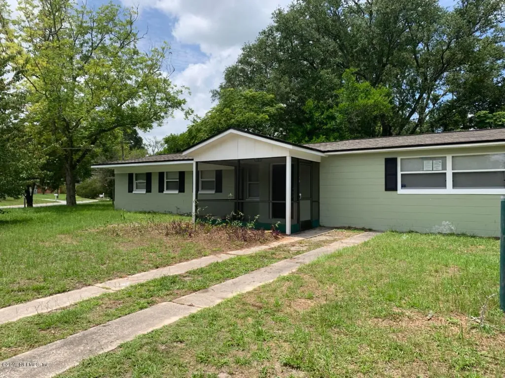 7407 Legrande Street S Jacksonville FL 32244