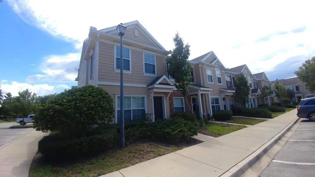 8128 Summer Gate Court Jacksonville FL 32256