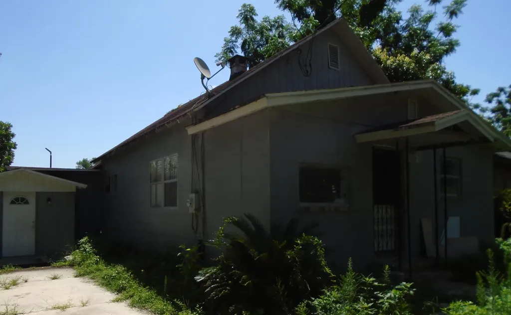 7327 Smyrna Street Jacksonville FL 32208