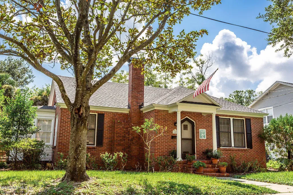 1451 Le Baron Avenue Jacksonville FL 32207