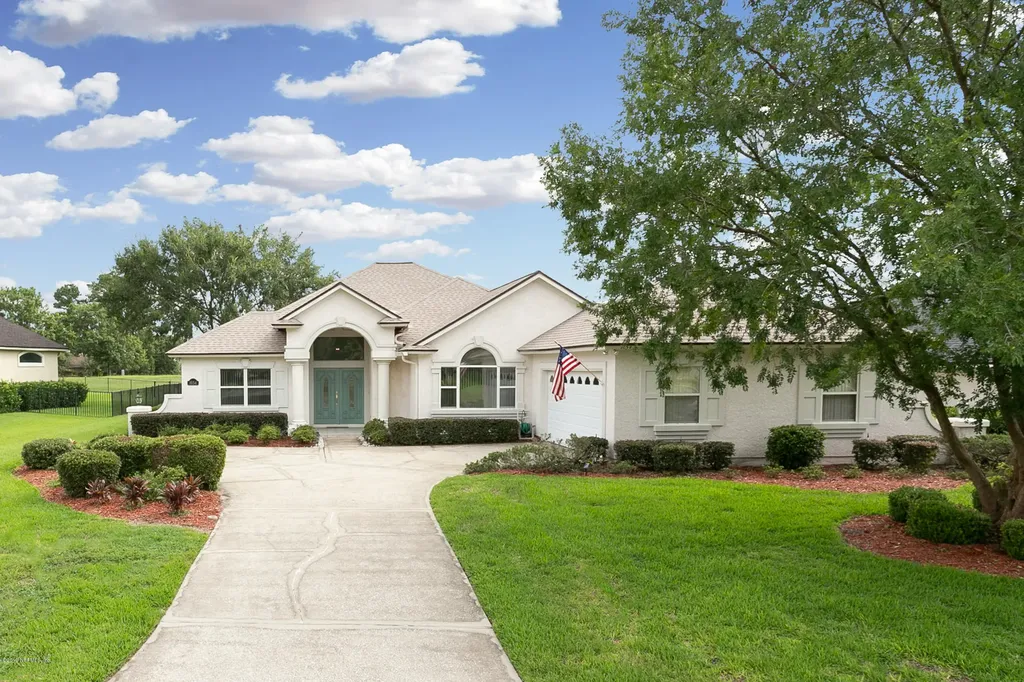 1654 Pebble Beach Boulevard Green Cove Springs FL 32043