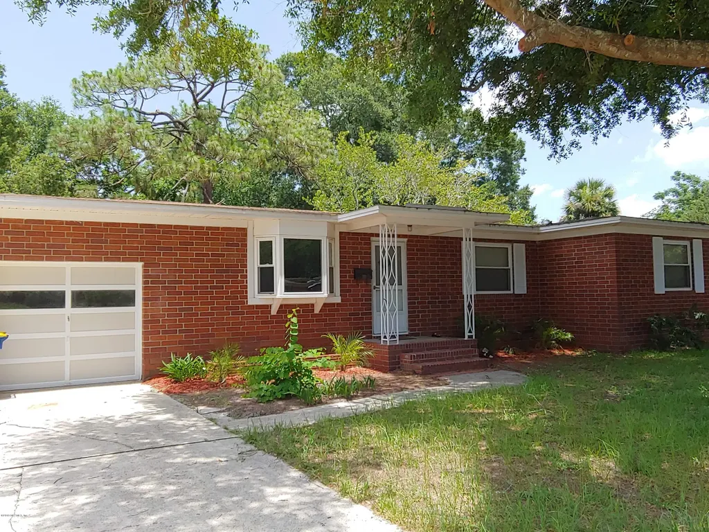 6241 Pine Cove Lane Jacksonville FL 32211