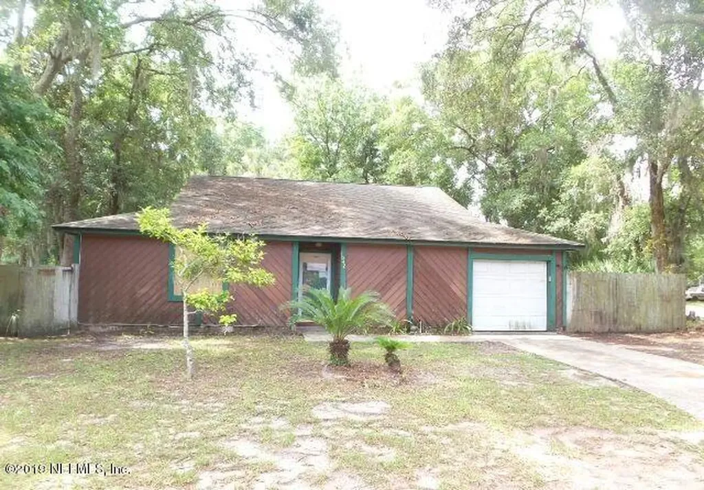 1042 Cypress Landing Court Jacksonville FL 32233
