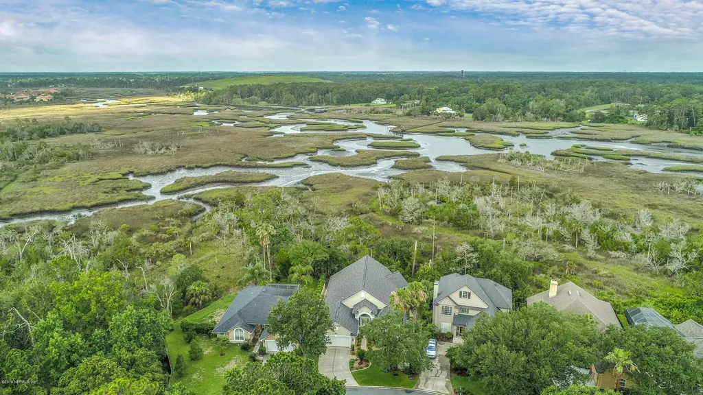 1208 Queens Island Court Jacksonville FL 32225