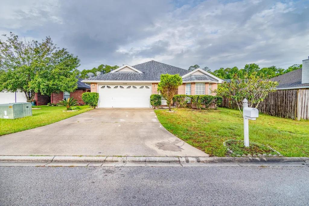 7326 Ironside Court Jacksonville FL 32244