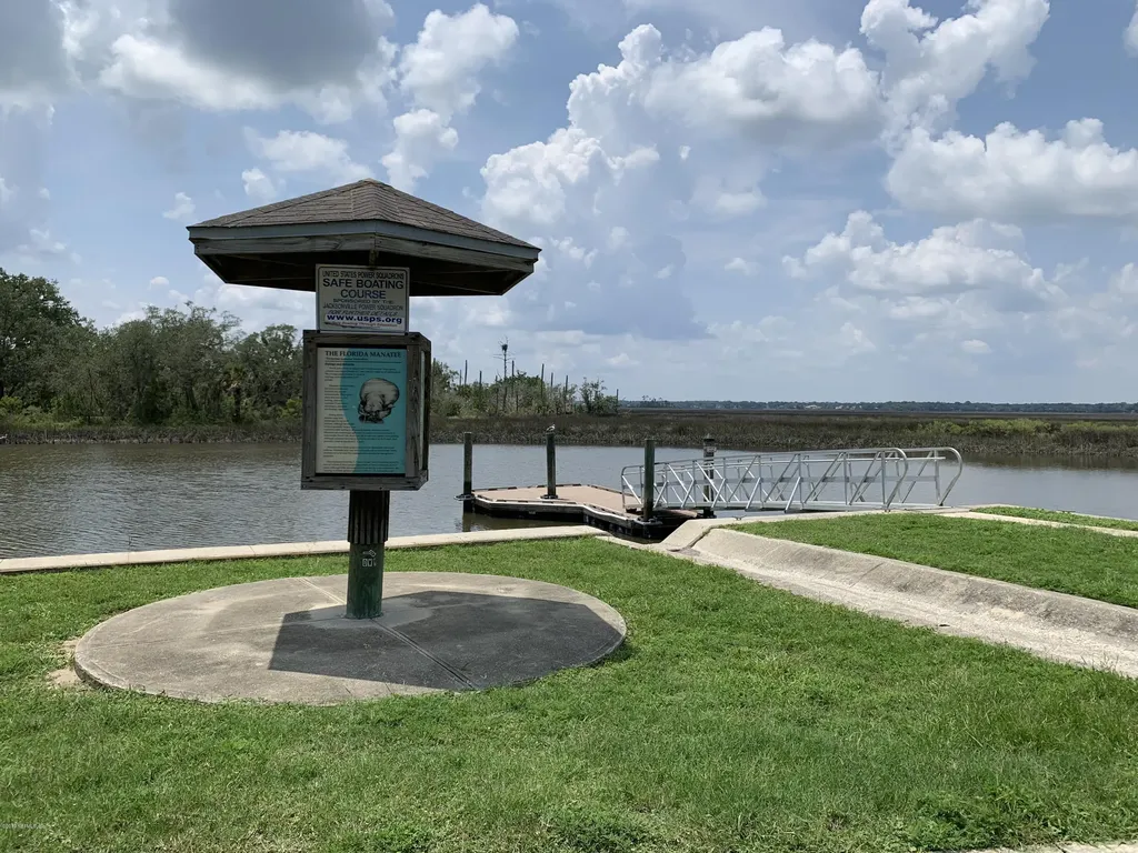 1086 Cabo Blanco Avenue Jacksonville FL 32233