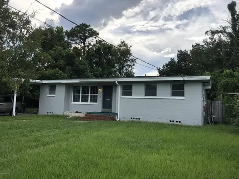 2942 Charme Court Jacksonville FL 32277