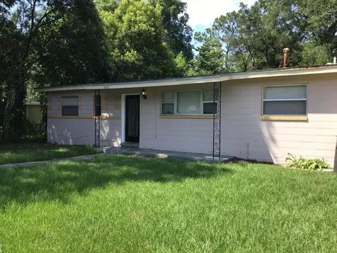 8987 Castle Boulevard Jacksonville FL 32208