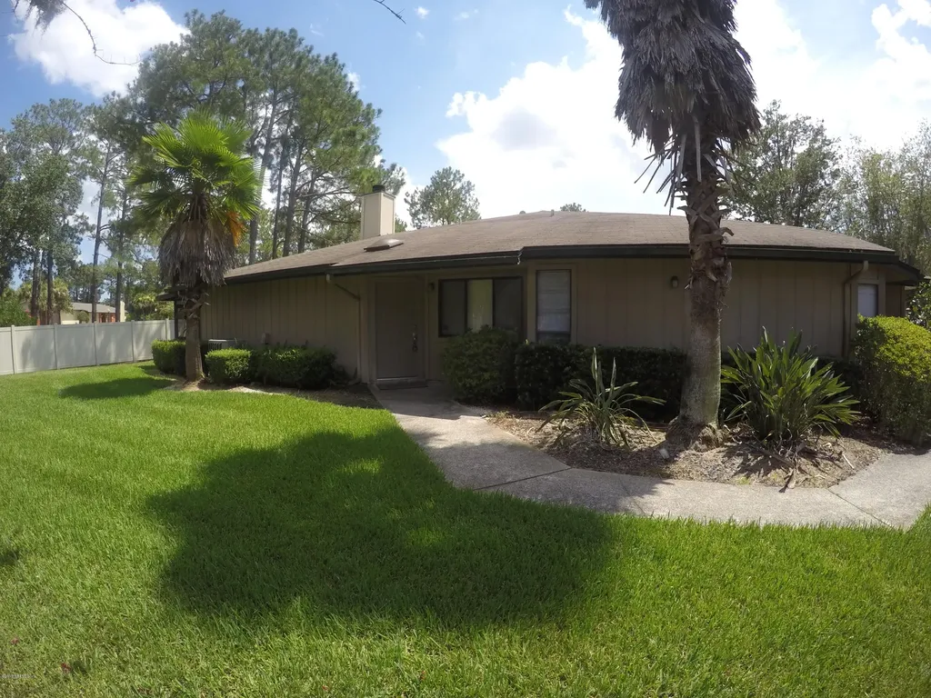 7833 Pocita Court Jacksonville FL 32256