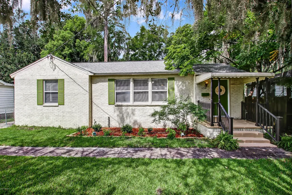 1298 Macarthur Street Jacksonville FL 32205