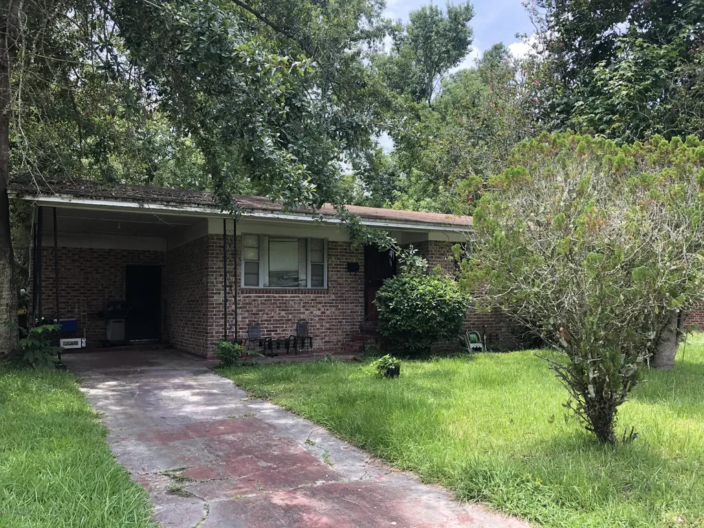 5104 Grann Lloyd Drive Jacksonville FL 32209