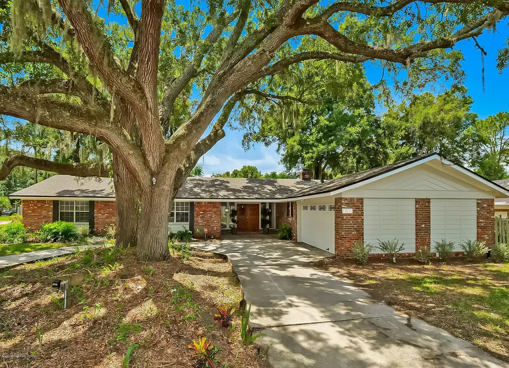 6820 Hermitage Road Jacksonville FL 32277
