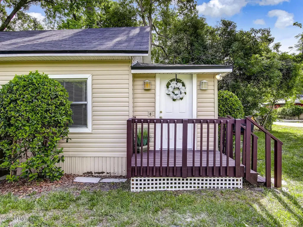 4517 Alpha Avenue Jacksonville FL 32205