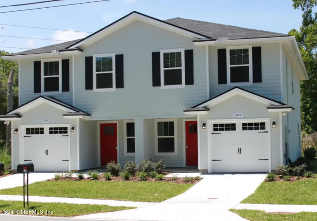 2800 Shangri La Drive Jacksonville FL 32233