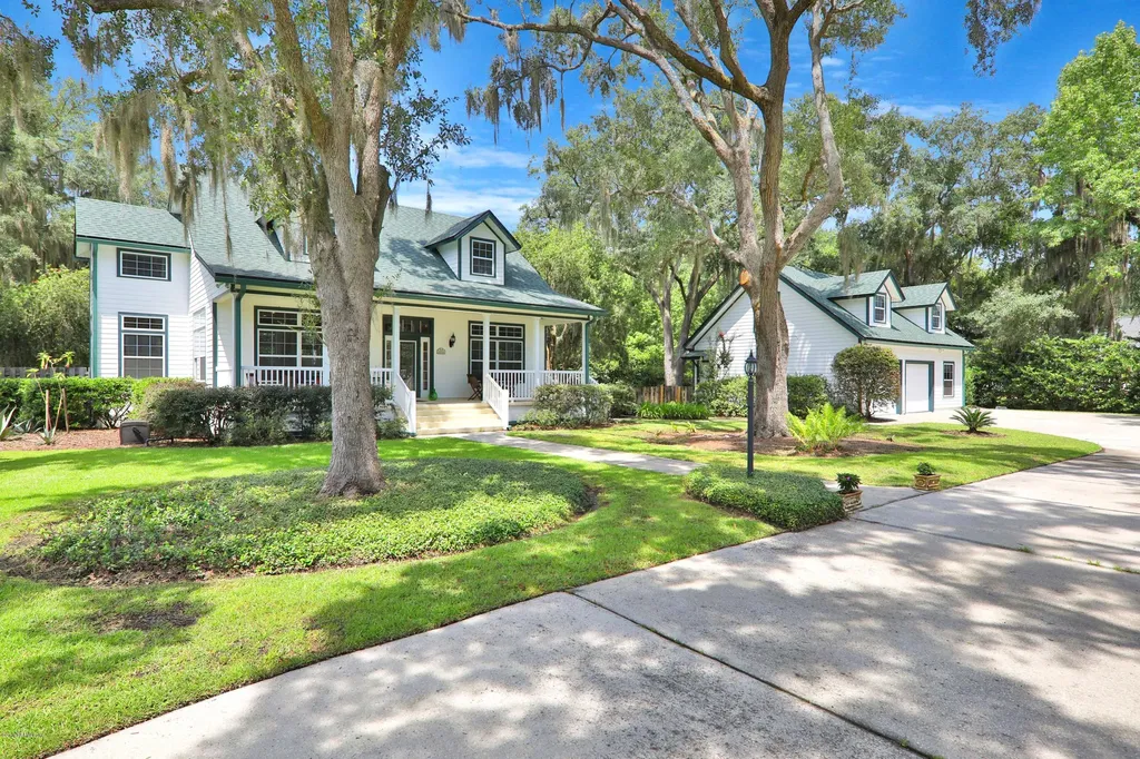 5614 Dianthus Street Green Cove Springs FL 32043