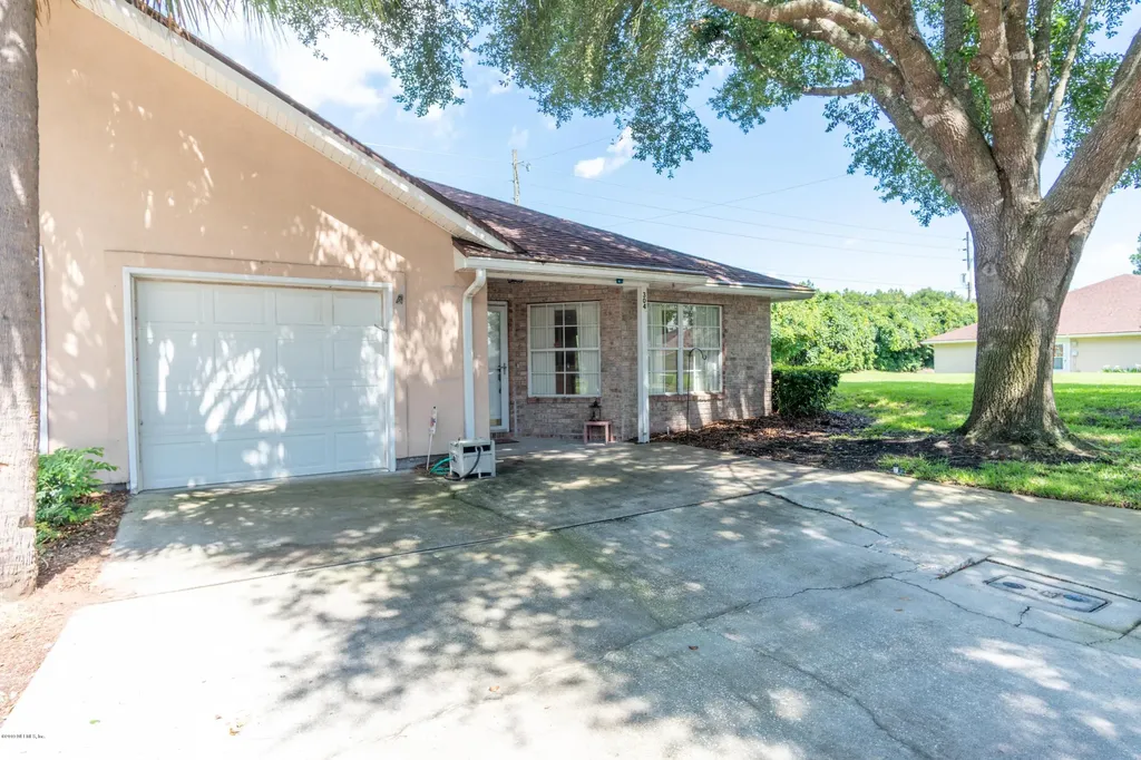 11 Northside Drive S Jacksonville FL 32218