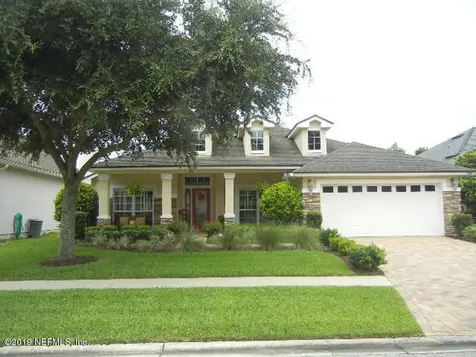 3582 Shady Woods Street E Jacksonville FL 32224