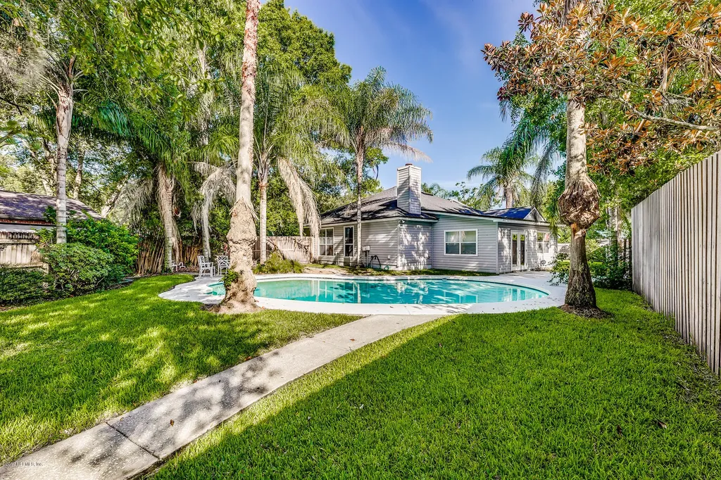4879 Victoria Chase Court Jacksonville FL 32257