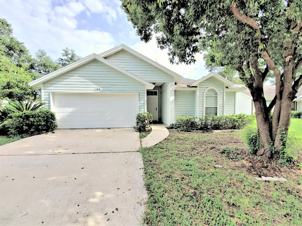 1304 North Street Green Cove Springs FL 32043