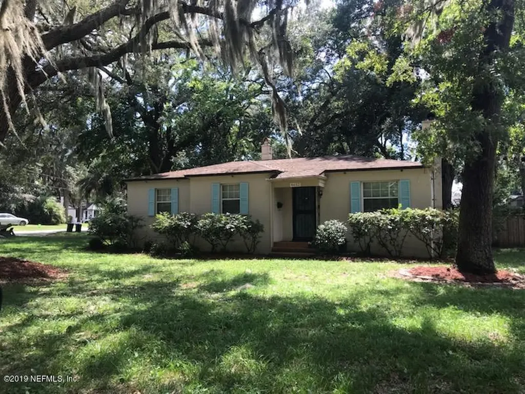 4652 Redwood Avenue Jacksonville FL 32207