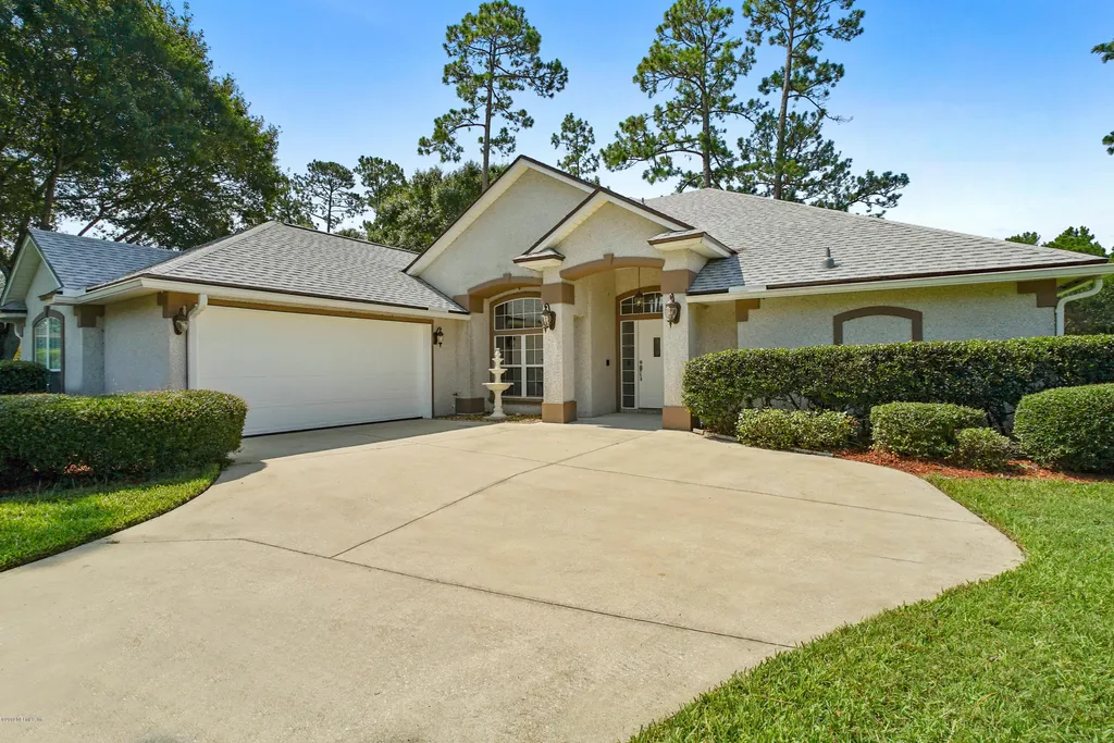 1979 Woodlake Drive Fleming Island FL 32003