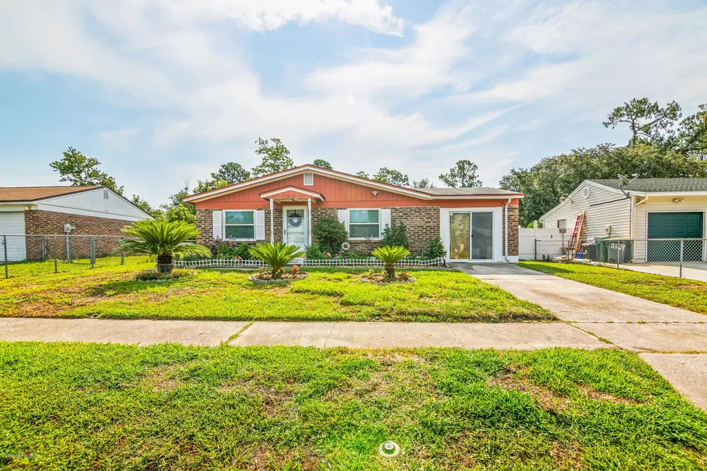 2161 Luana Drive E Jacksonville FL 32246