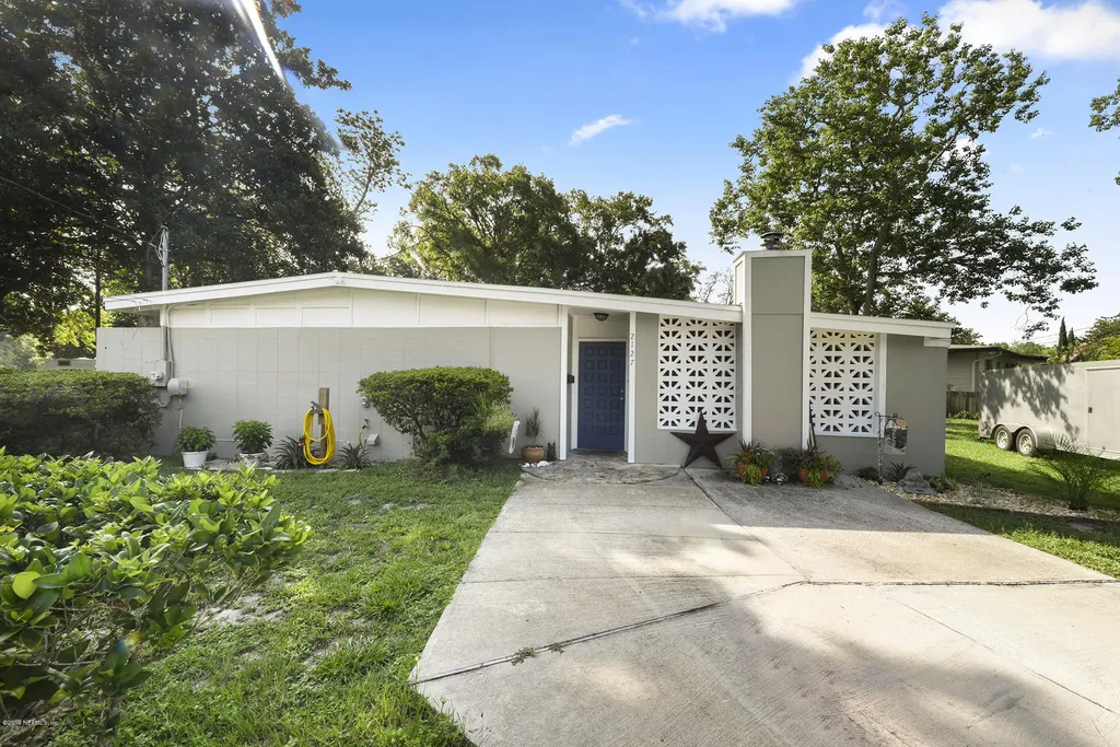 2127 Leon Road Jacksonville FL 32246