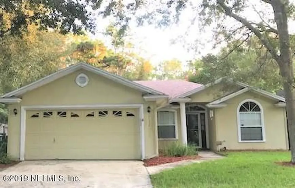 7572 Fawn Lake Drive S Jacksonville FL 32256