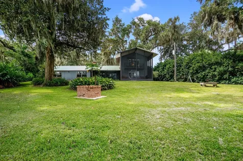 106 Myrtlewood Point Lane East Palatka FL 32131