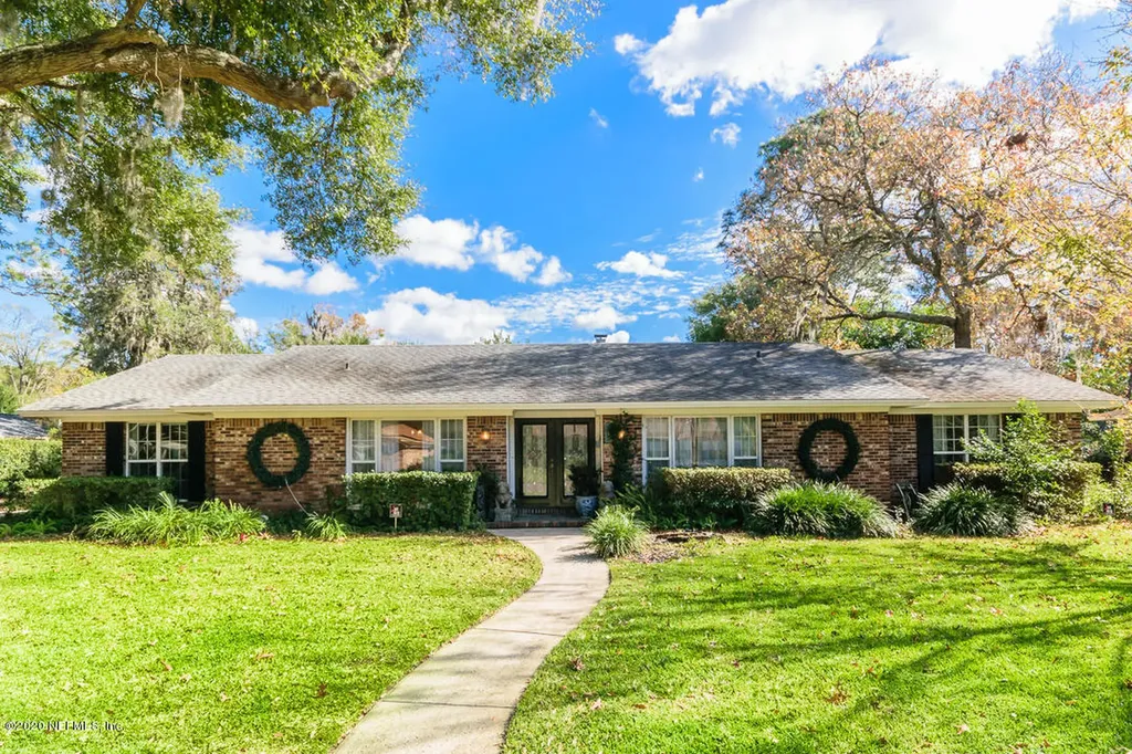 3715 Colony Cove Trail Jacksonville FL 32277