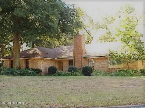 3928 Brookdale Court Jacksonville FL 32277