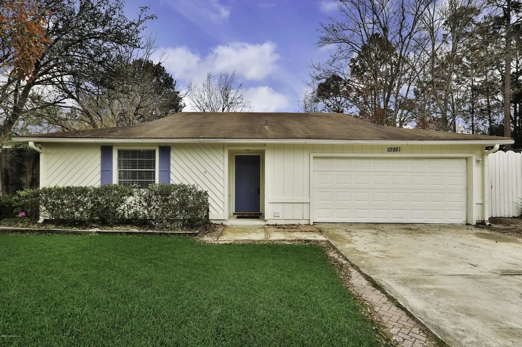 10921 Horse Track Drive E Jacksonville FL 32257