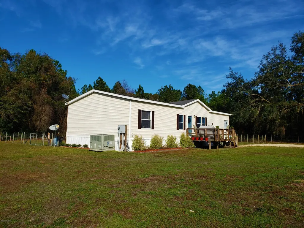8810 SW 120th Run Lake Butler FL 32054