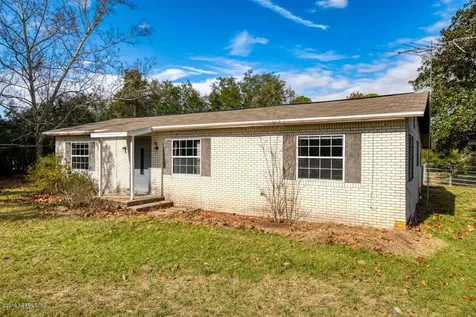 230 Kelley Smith School Road Palatka FL 32177