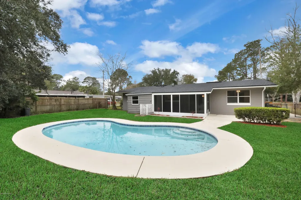 6660 Harlow Boulevard Jacksonville FL 32210
