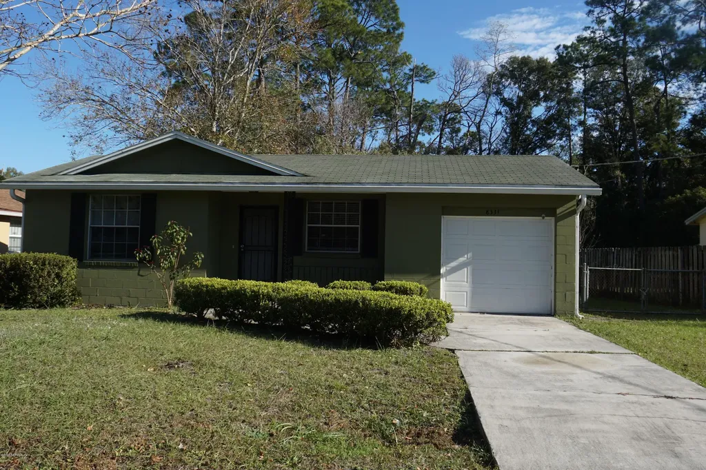 8331 Gullege Drive Jacksonville FL 32219