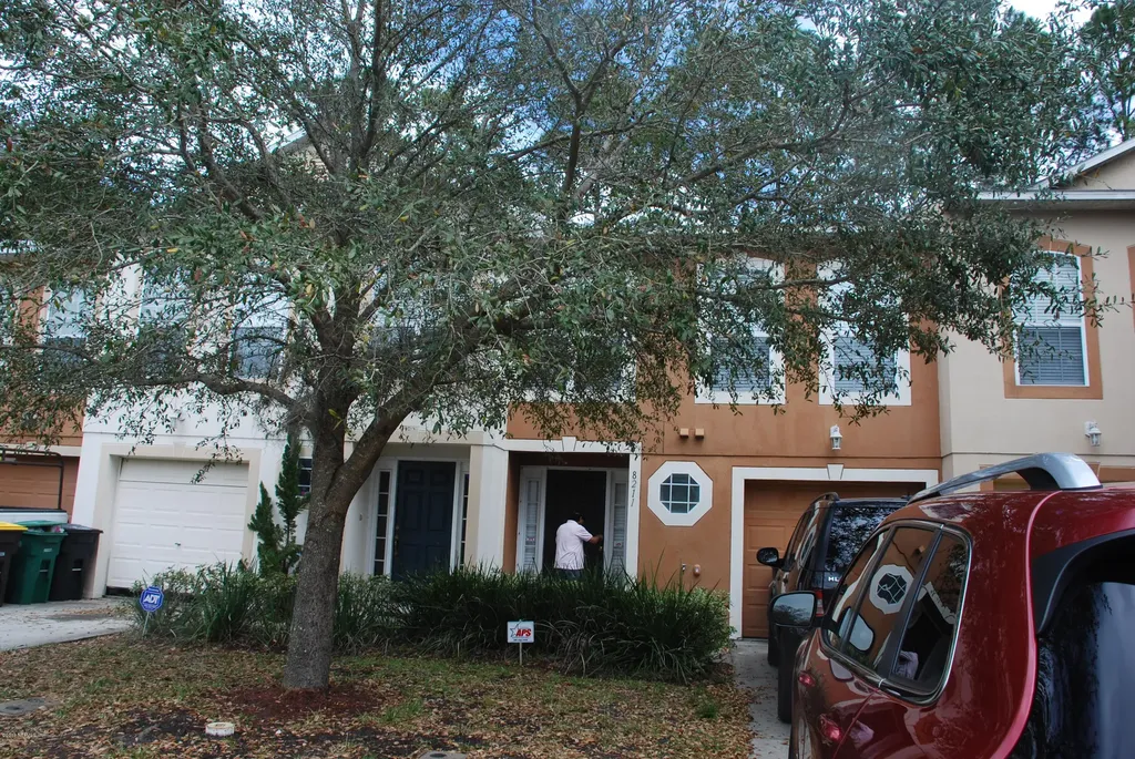 8211 Halls Hammock Court Jacksonville FL 32244