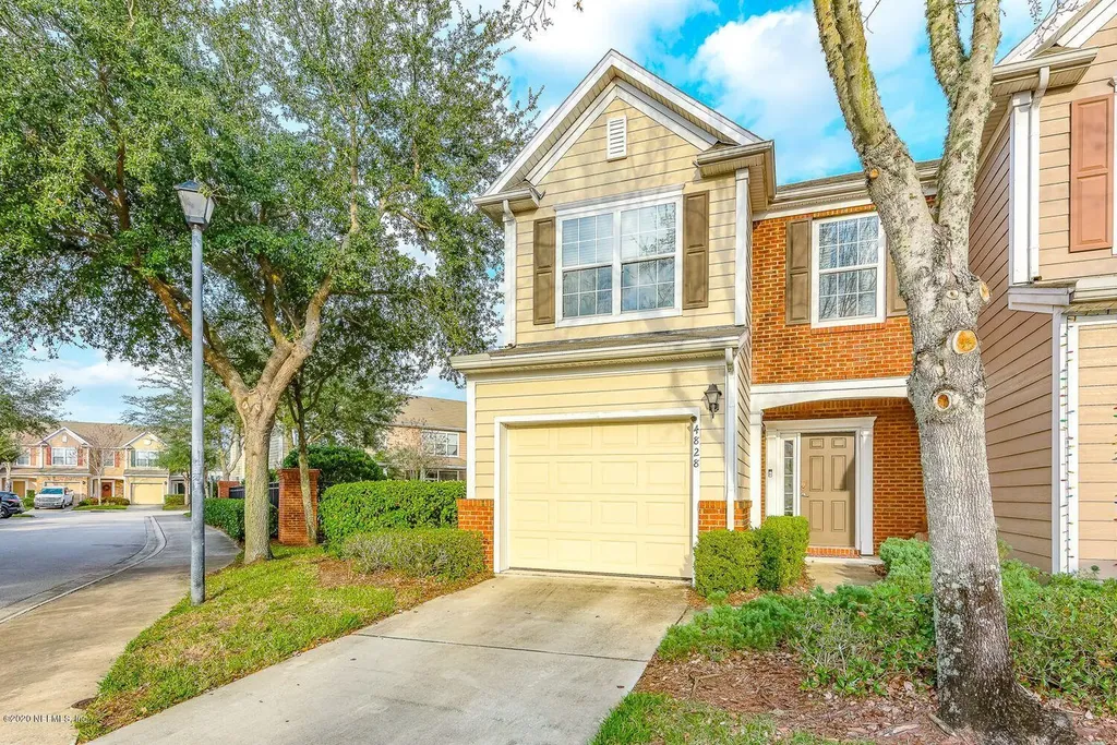 4828 Parkhurst Place Jacksonville FL 32256