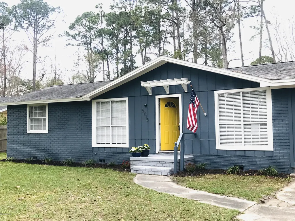 5215 Verdis Street Jacksonville FL 32258
