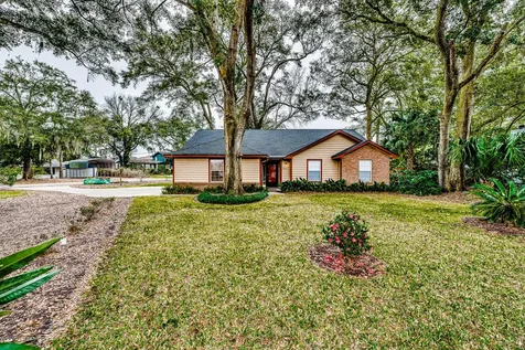 1629 Hammock Circle W Jacksonville FL 32225