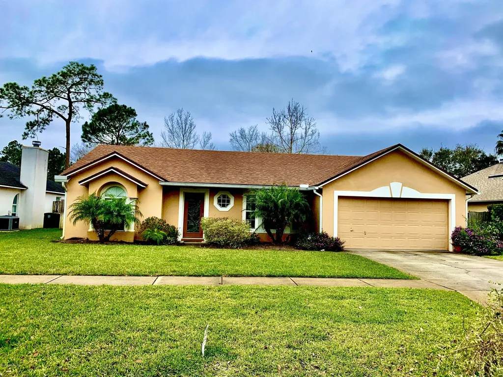 2454 The Woods Drive E Jacksonville FL 32246