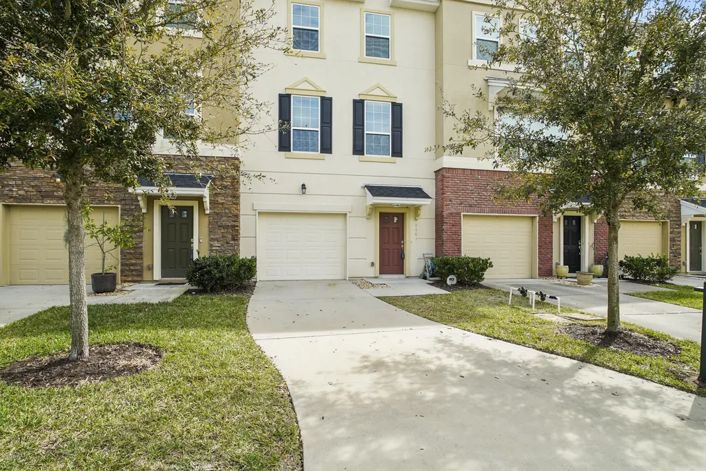 4481 Ellipse Drive Jacksonville FL 32246