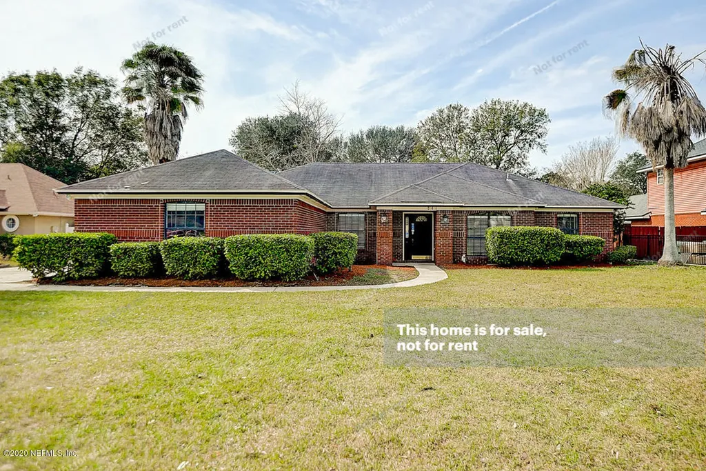 874 Poydras Lane W Jacksonville FL 32218