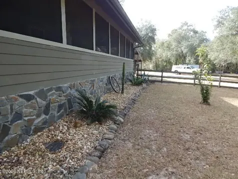 1135 Coral Farms Road Florahome FL 32140