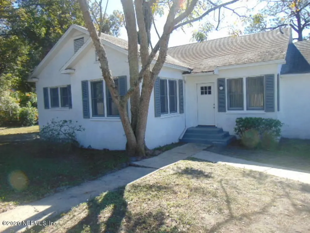 1919 Crill Avenue Palatka FL 32177