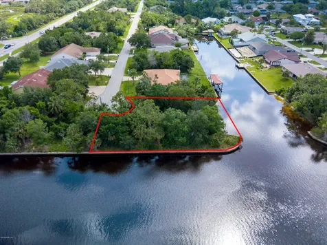 251 Coral Reef Court N Palm Coast FL 32137