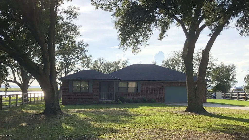 15940 Shark Road W Jacksonville FL 32226