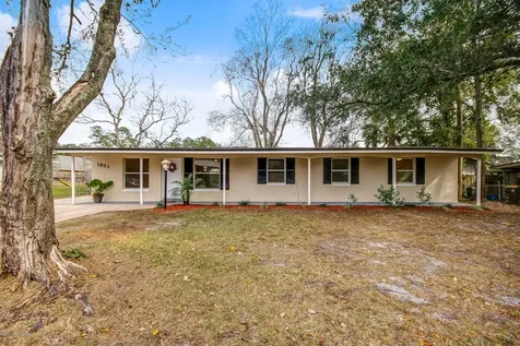 1921 Delaroche Drive W Jacksonville FL 32210